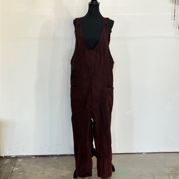 We The Free Burgundy overalls - Picture 9 of 10